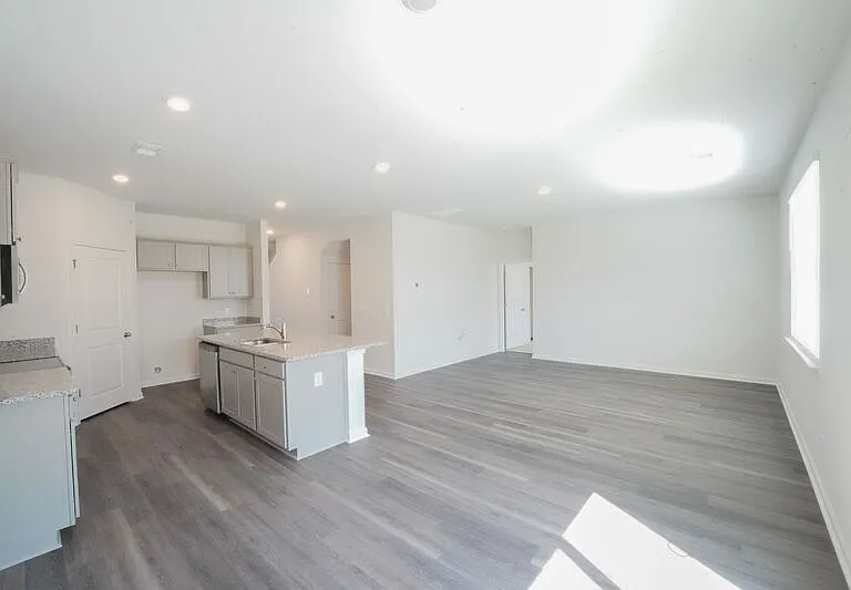 108 Windrush Pnes — Photo 11