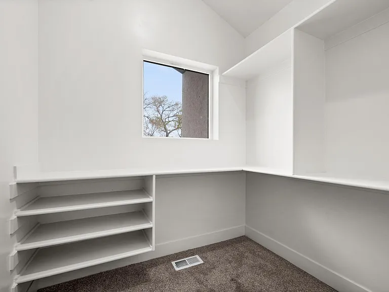 218 W Paxton Ave #5 — Photo 15