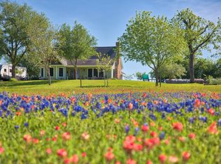 7038 Old Independence Rd, Brenham, TX 77833