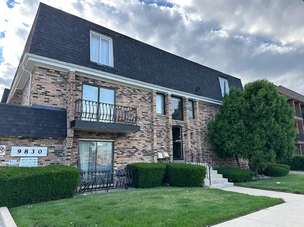 9830 Sayre Ave APT 13, Chicago Ridge, IL 60415