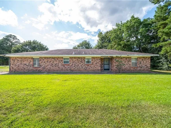 202 Ashmore Rd, Glenmora, LA 71433