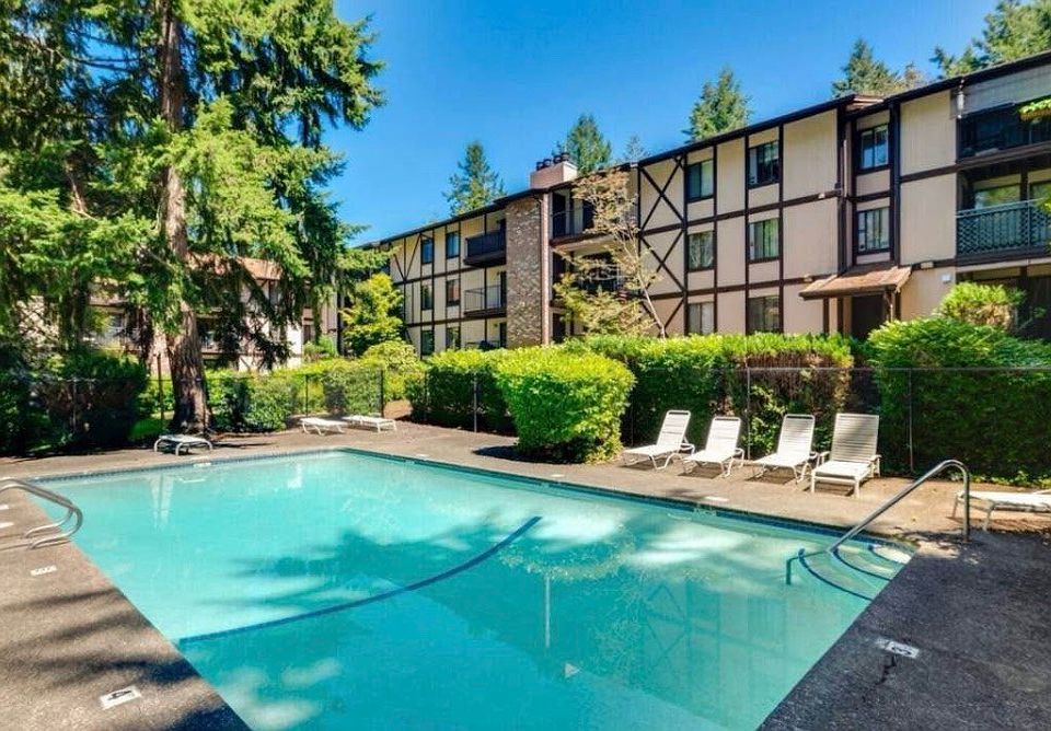 1st image of 4601 Grandview Dr W Unit R310