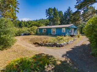 1092 NW Camrose Dr, Seal Rock, OR 97376