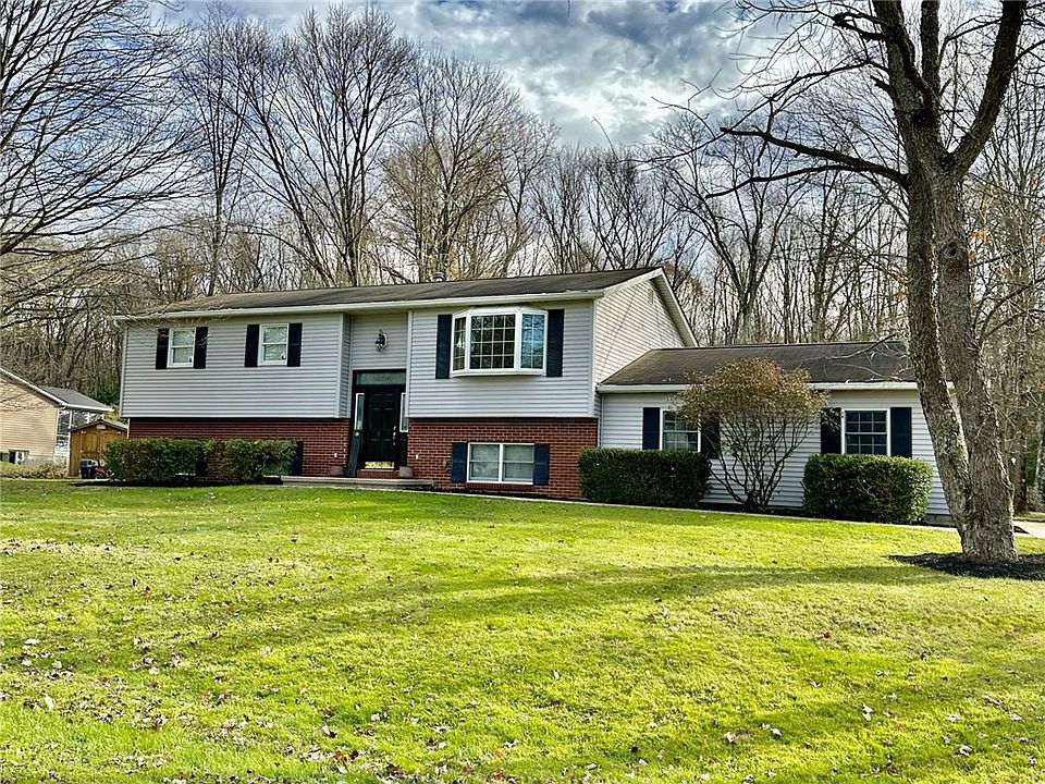 1st image of 19631 Cyrus Ln