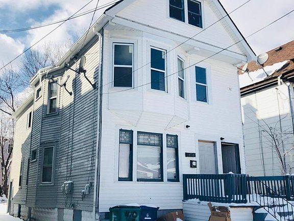 2nd image of 410 Cornwall Ave #2