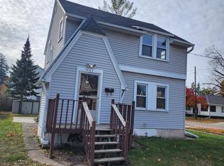 1025 Shawano Ave, Green Bay, WI 54303