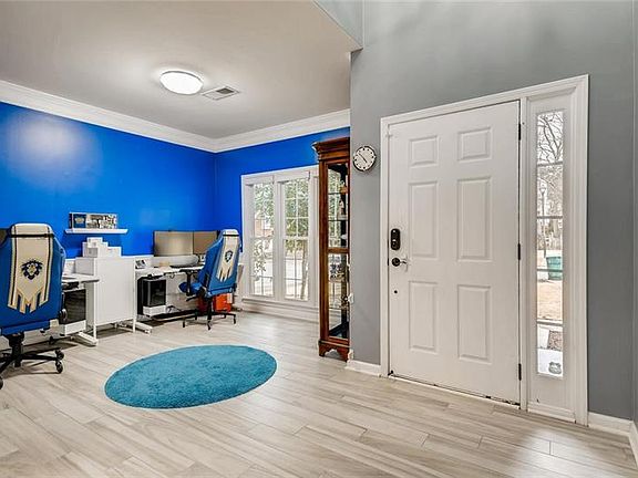 5th image of 3906 Concord Walk Dr SE
