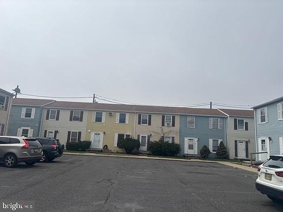 2nd image of 48 N Pennsylvania Ave