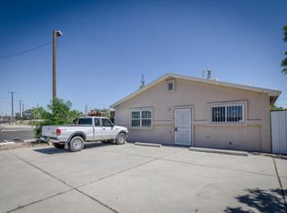 518 Gibson Blvd SE, Albuquerque, NM 87102