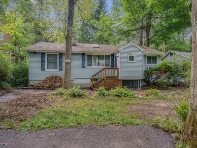 53 Lonaconing Rd, Highland Lakes, NJ, 07422