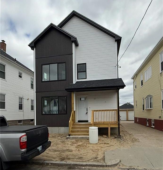 1st image of 173 Salina St