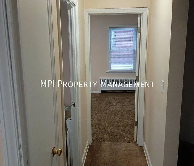 316 N 75th St #6 — Photo 16