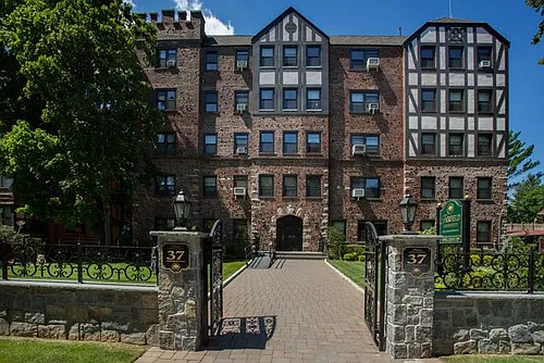 Fairfield Estates at Woodmere Photo 1