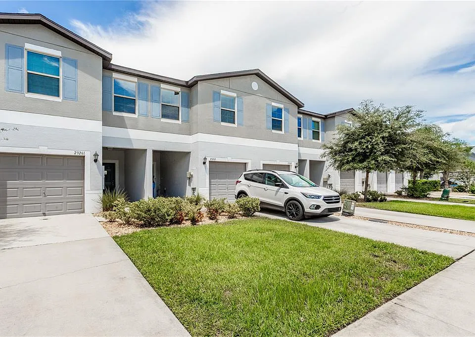 23265 Willow Glen Way