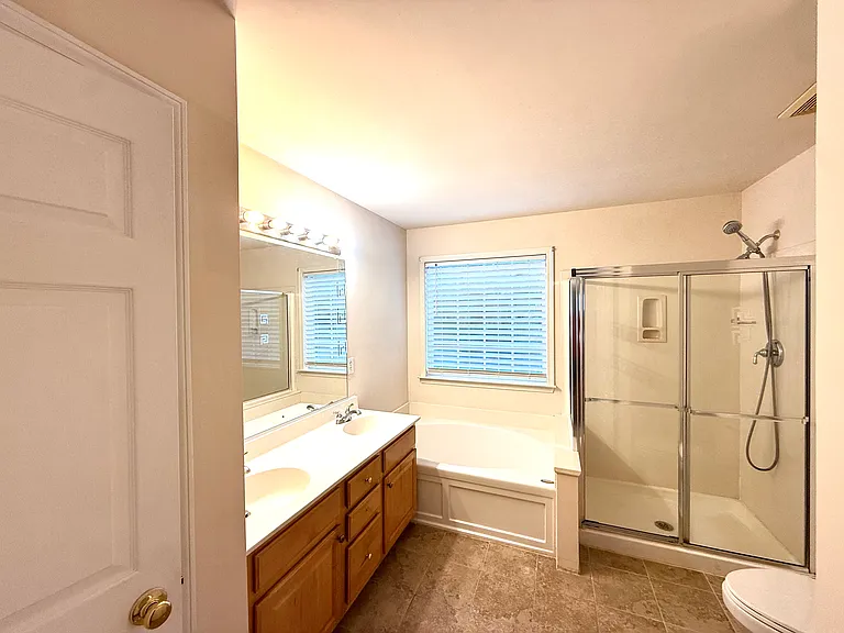 5233 Pinehall Wynd — Photo 33