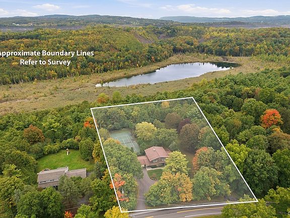 5th image of 6980 Woodchuck Hill Rd