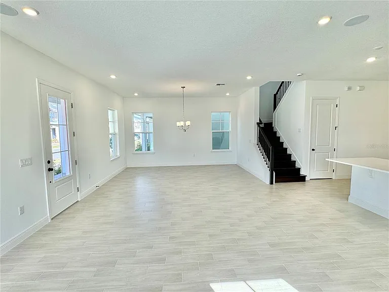 9726 Neruda St — Photo 14
