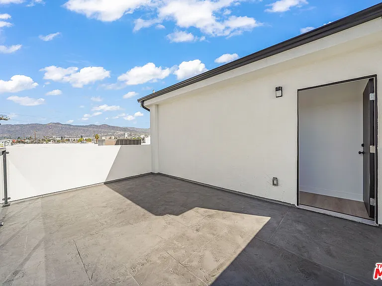 4176 Willimet St — Photo 40