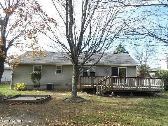 3rd image of 7134 Michael Dr