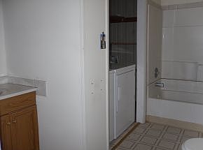 5th image of 305 S Washington St