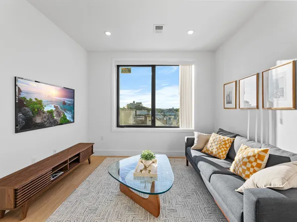 30 3 Vroom Street image 3 of 16