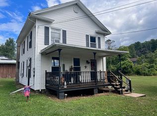 607 N Lawton Rd, Wellsboro, PA 16901