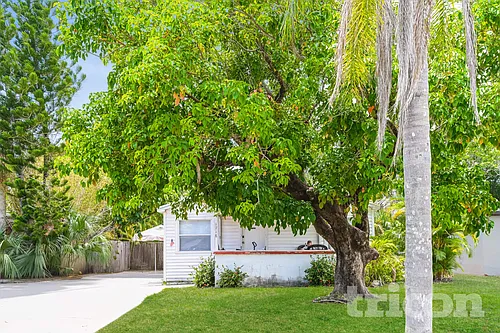 1718 Sunset Pl Photo 1