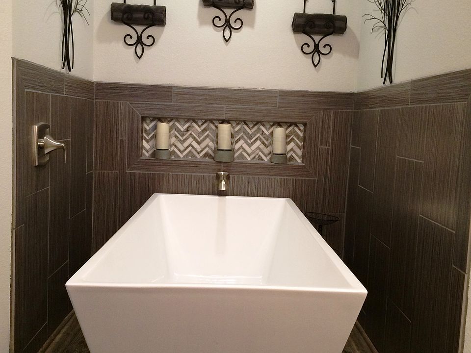 Master Tub