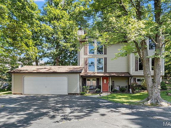 2nd image of 11 Hickory Hollow Ln