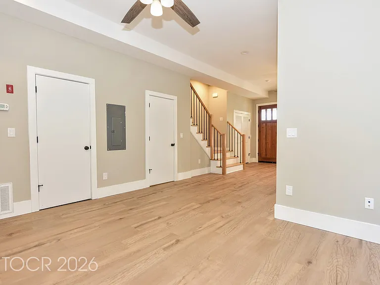 127 Pine St — Photo 23