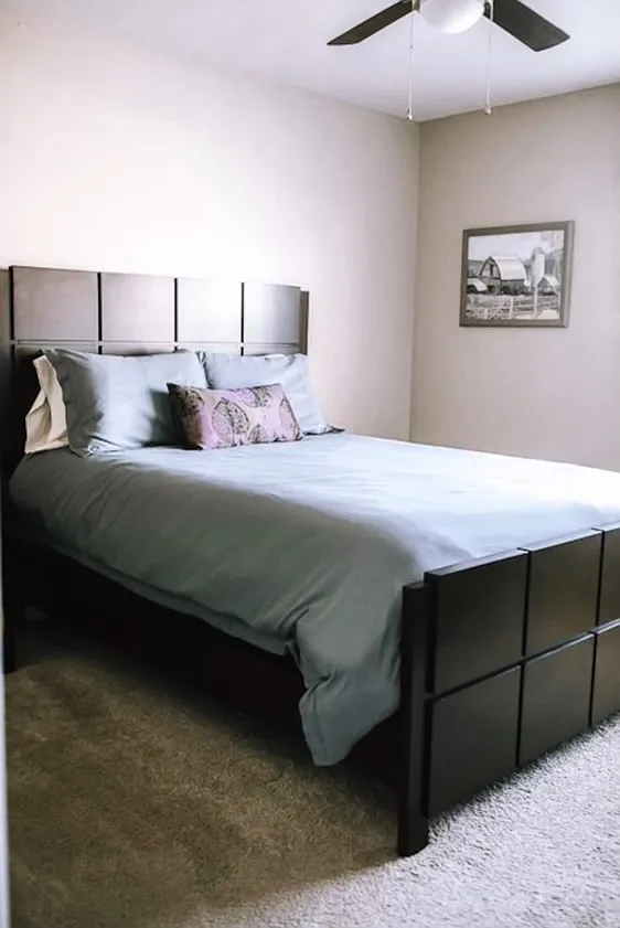 2 bed, 2.5 bath, 1300 sqft, $2,200 — Photo 4