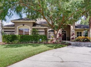1621 Edgewater Dr, Mount Dora, FL 32757