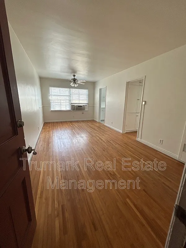 1 bed, 1.0 bath, $1,950 — Photo 1