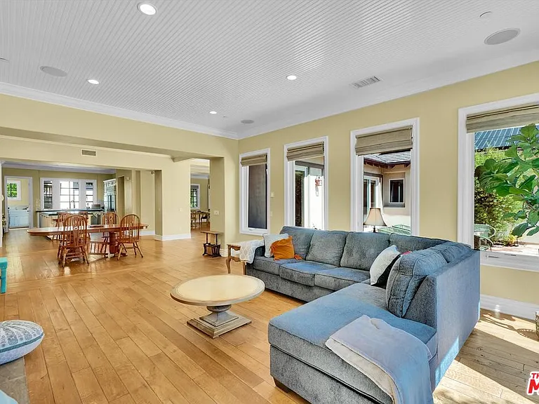 29734 Mulholland Hwy — Photo 13