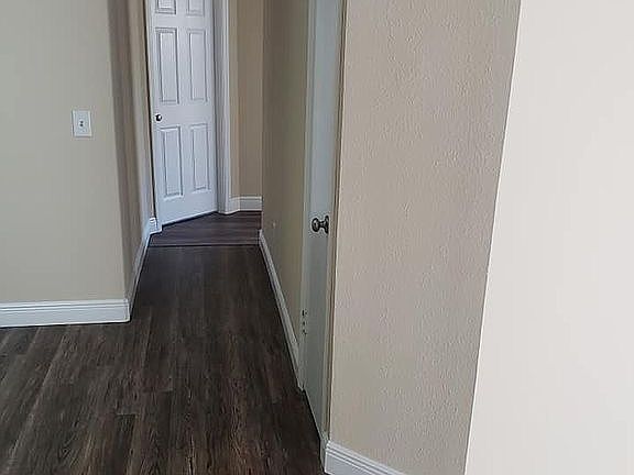 4th image of 11558 Thurston Way