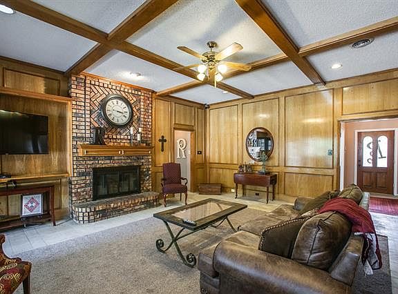 5th image of 770 Pelican Ln