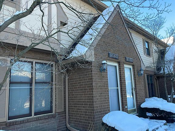 3rd image of 2153 Winterset Dr