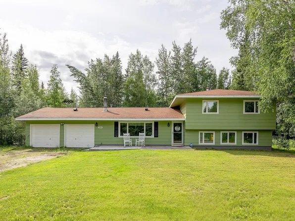 3383 Osage St, North Pole, AK 99705