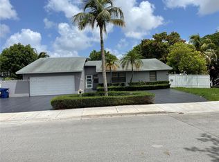 5240 SW 133rd Ave, Miami, FL 33175