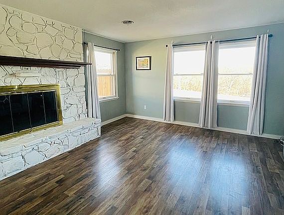 4th image of 485 Pebblecreek Dr
