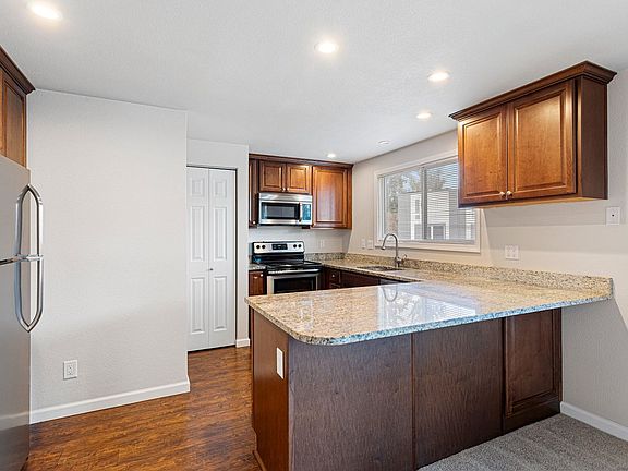 4th image of 11615 91st Ln NE #Ob-6
