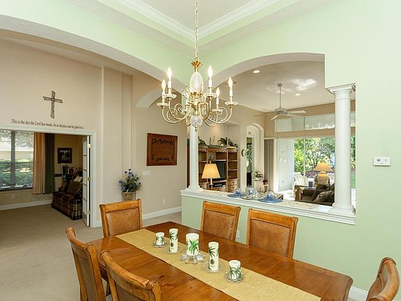 5th image of 360 Island Green Dr