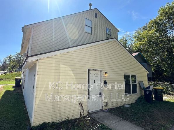 4140 E 60th Ter