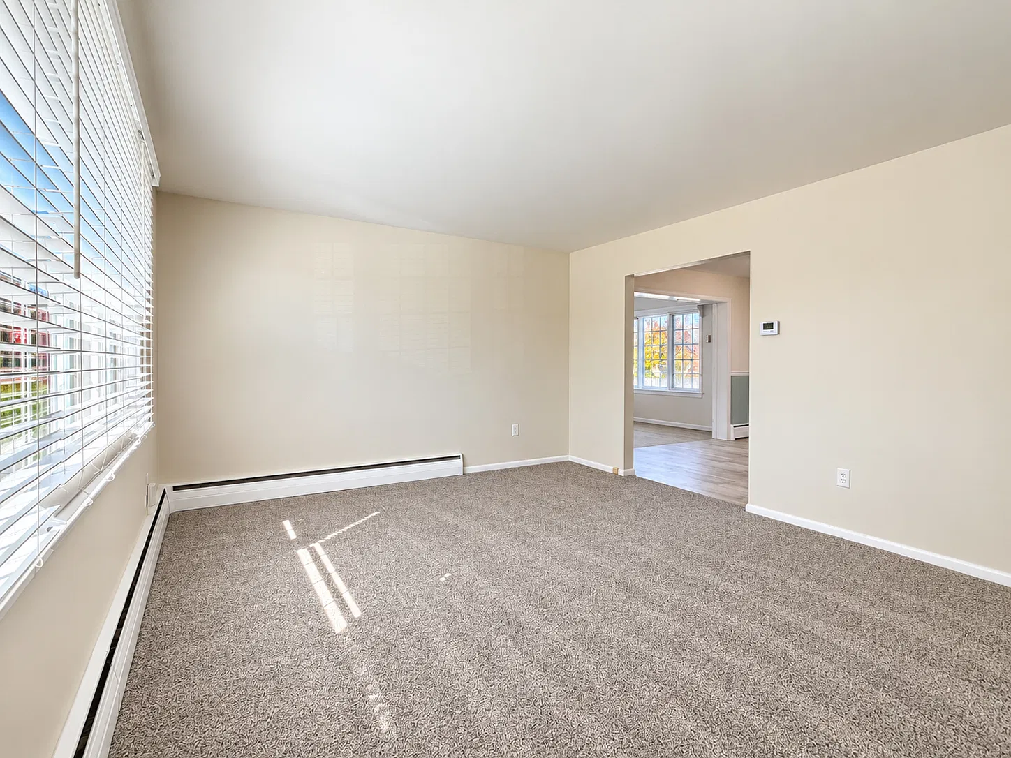 3 bed, 1.5 bath, 1465 sqft, $1,795 — Photo 4