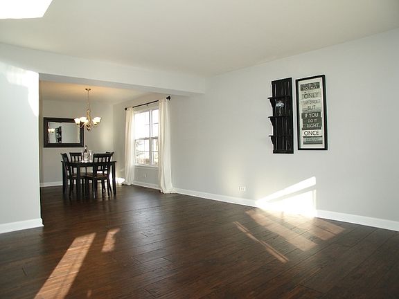 5th image of 1372 Burnett Dr