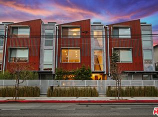 6577 W Manchester Ave, Los Angeles, CA 90045