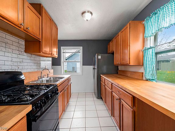 5th image of 147 Lexington Ave
