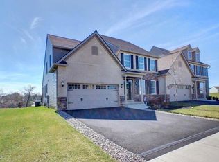 1646 Ressler Dr, Orefield, PA 18069
