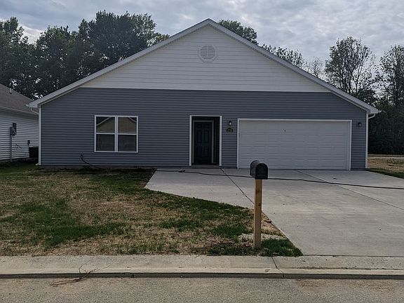 3rd image of 3735 Joy Cir