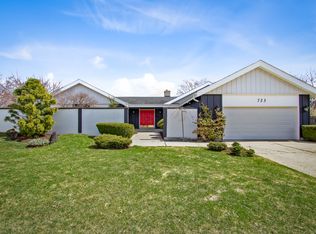 723 Middleton Ct, Palatine, IL 60067